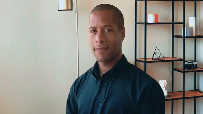 Video testimonial by Dean Dundas