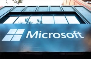 Global CRM expansion in battle Microsoft against Salesforce.com continues